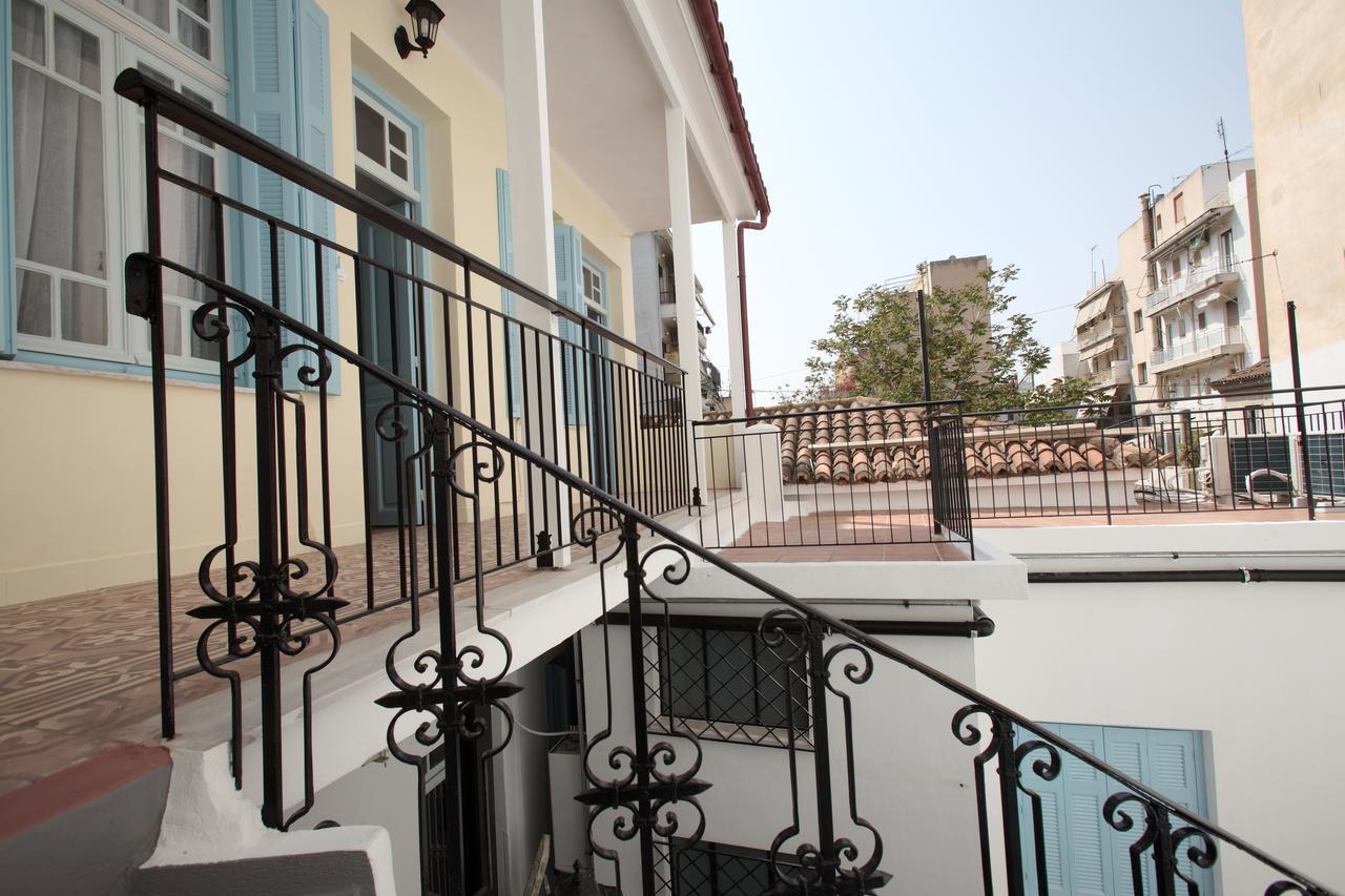 Live In Athens, Thiseio Historic House المظهر الخارجي الصورة