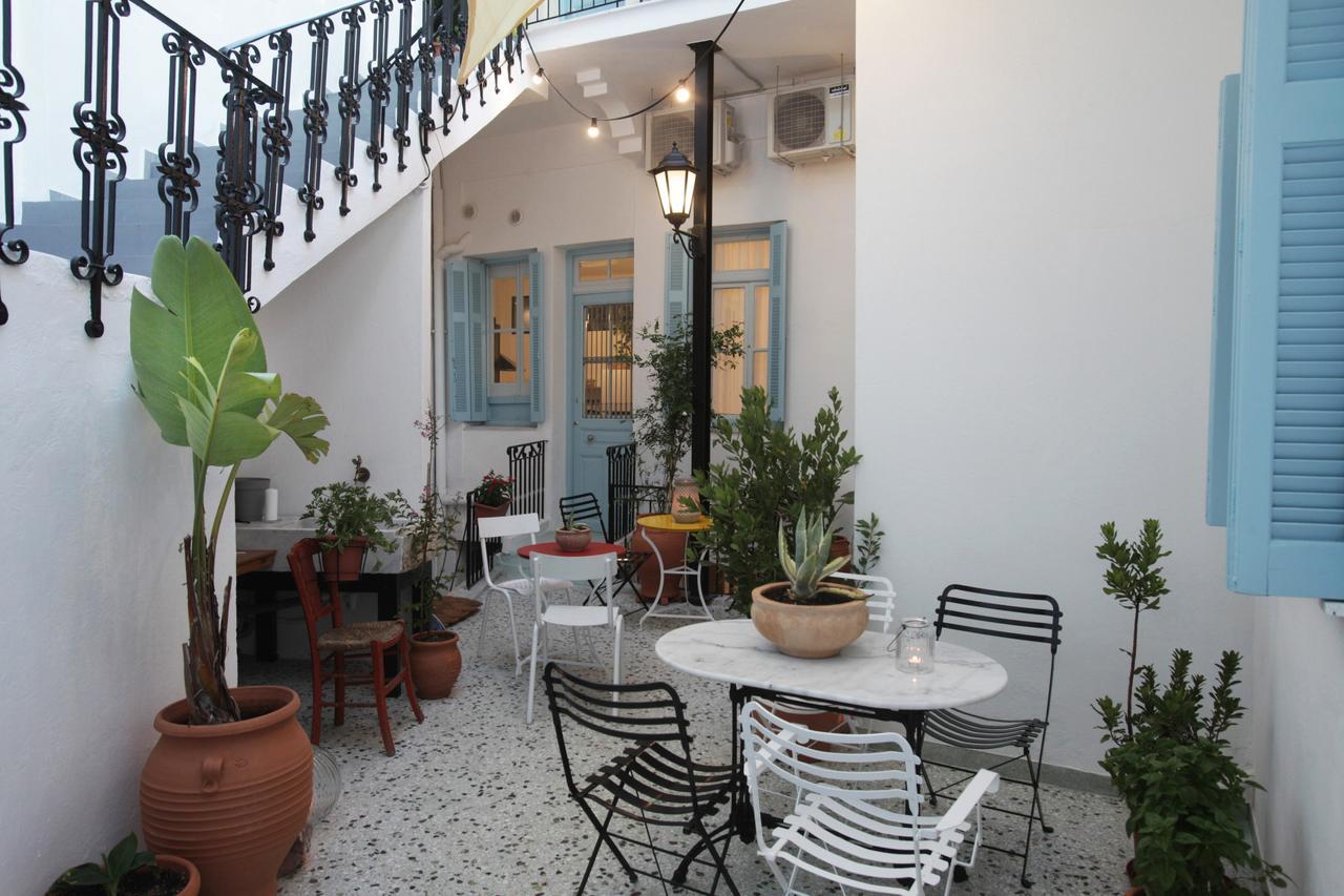 Live In Athens, Thiseio Historic House المظهر الخارجي الصورة