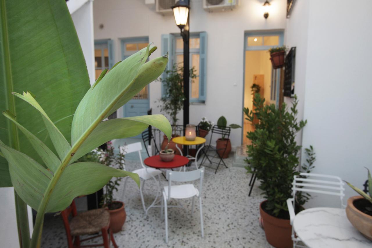 Live In Athens, Thiseio Historic House المظهر الخارجي الصورة