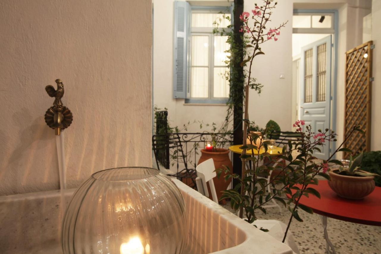 Live In Athens, Thiseio Historic House المظهر الخارجي الصورة