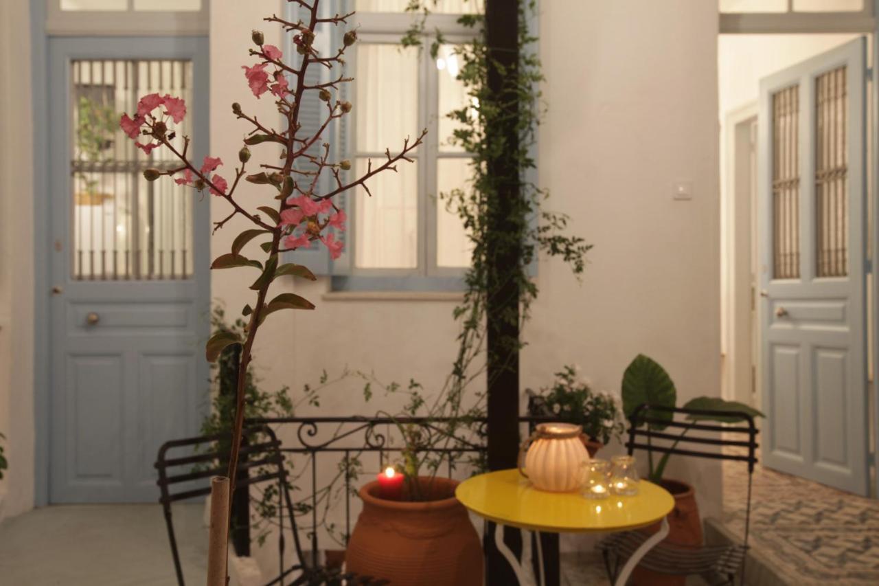 Live In Athens, Thiseio Historic House المظهر الخارجي الصورة